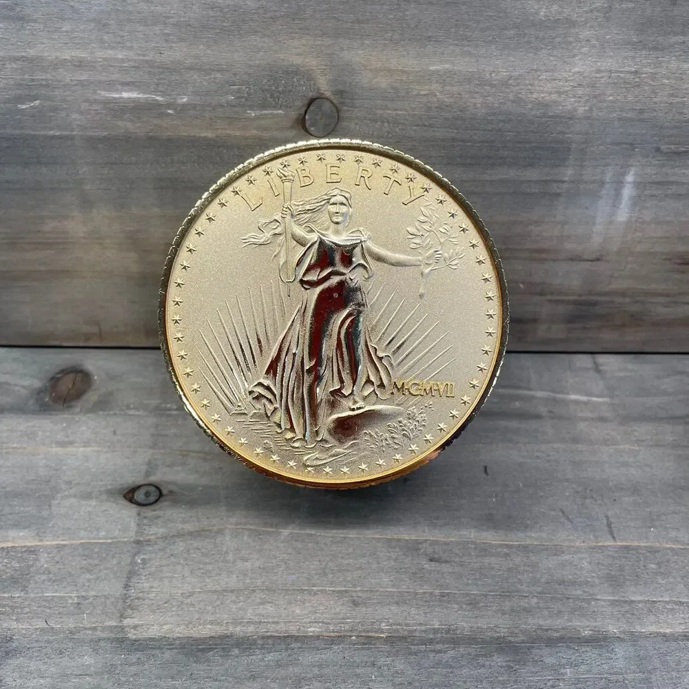 Vintage Walking Liberty Giant Coin Clock Retro Gold Tone Novelty Decor 4